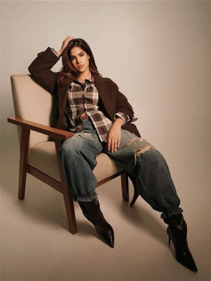 
Aaveera Singh Masson Height, Weight, Net Worth, Age, Birthday, Wikipedia, Who, Nationality, Biography 