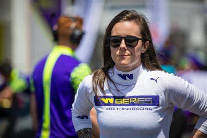 
Abbie Eaton Height, Weight, Net Worth, Age, Birthday, Wikipedia, Who, Nationality, Biography 