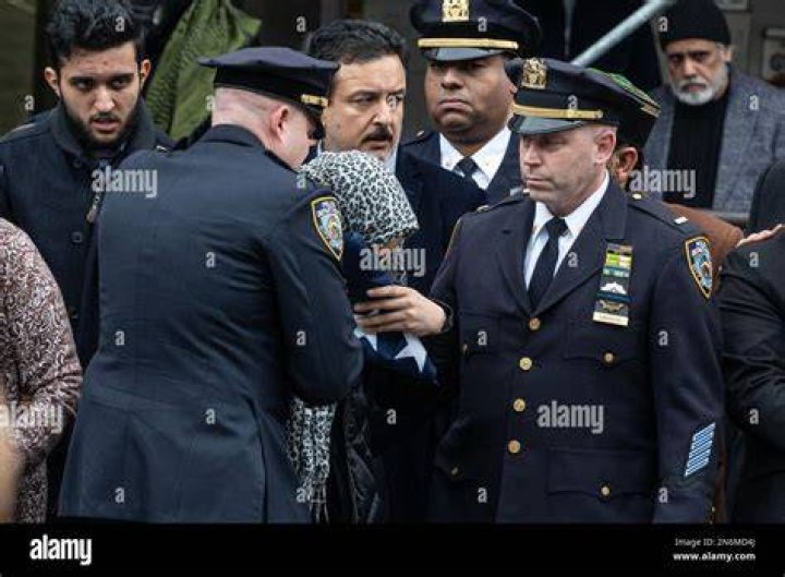 
Adeed Fayaz | NYPD Officer Wife: Was NYPD Officer Married? 