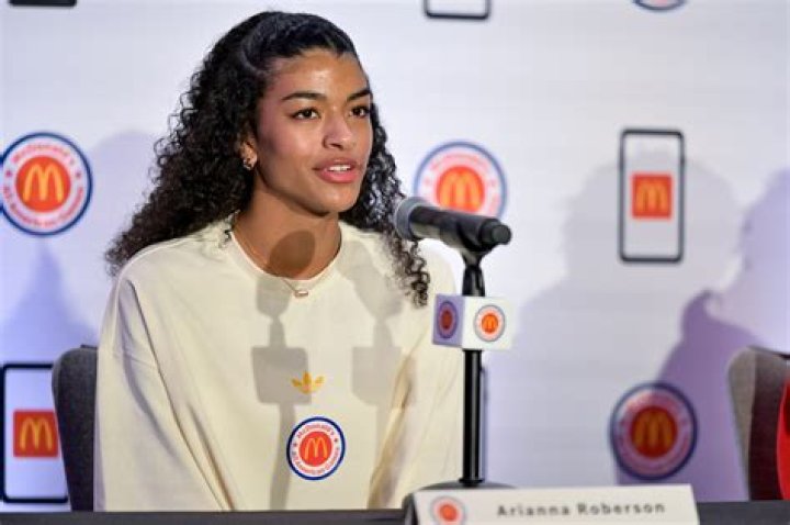 Ashlee Roberson Age, Birthday, Wikipedia, Who, Nationality, Biography