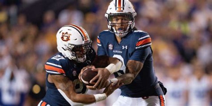 
Auburn Football Running Back Lionel James Cause Of Death- How Did The “Little Train” Die? 
