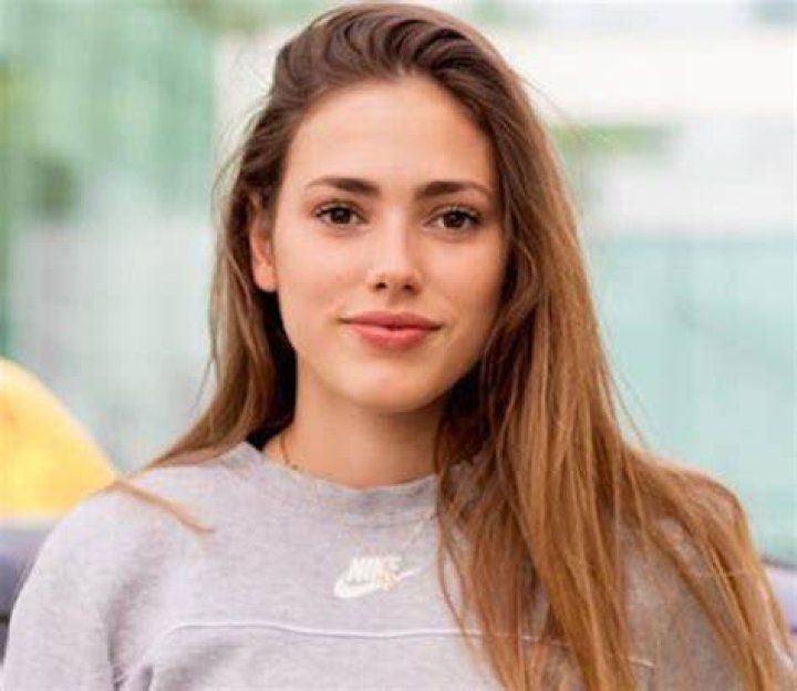  Clara Fernández