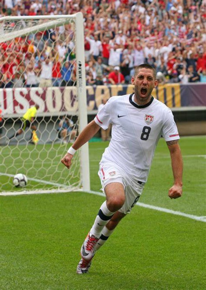 Clint Dempsey Height, Weight, Net Worth, Age, Birthday, Wikipedia, Who, Instagram, Biography