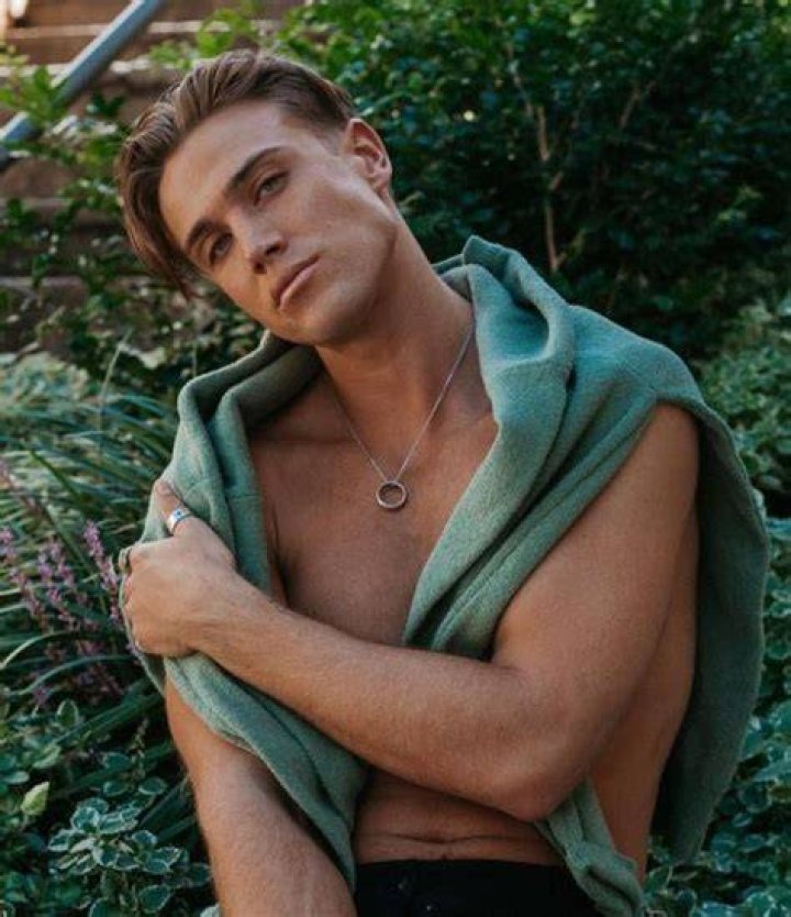 Creed McKinnon Height, Weight, Net Worth, Age, Birthday, Wikipedia, Who, Instagram, Biography