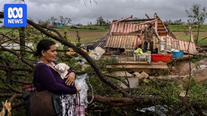 
Cuba without electricity after Hurricane Ian hammers power grid 