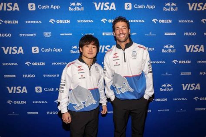 Daniel Ricciardo Height, Weight, Net Worth, Age, Birthday, Wikipedia, Who, Instagram, Biography