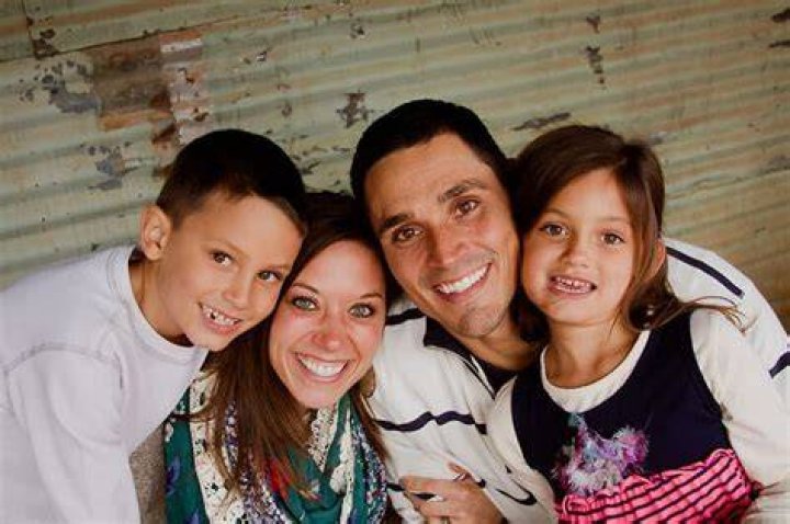 David Pollack is Married to Wife: Lindsey Pollack. Kids.