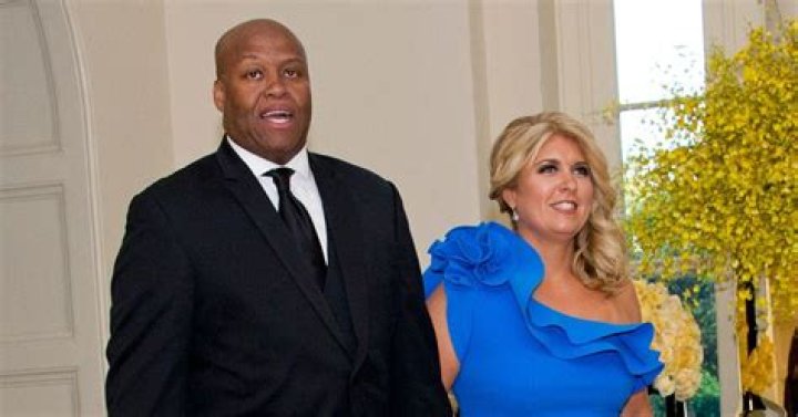 Does Janis Robinson Have A New Husband? Craig Robinson First Wife – Where Is She Now 2022?