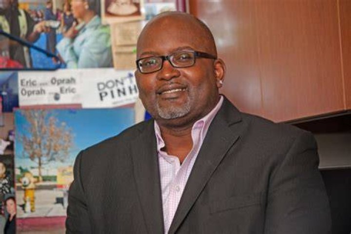 
Eric Deggans Age, Birthday, Wikipedia, Who, Nationality, Biography 