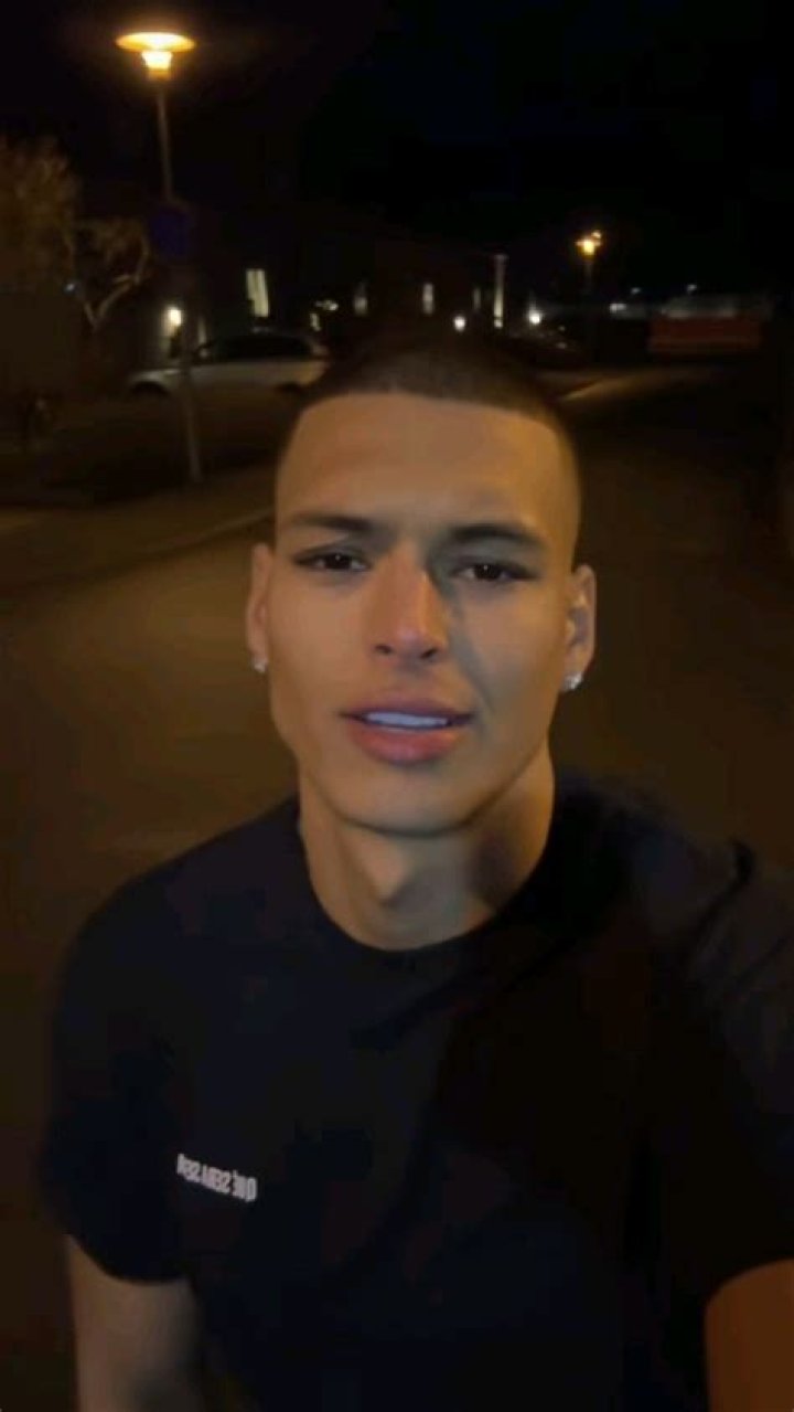 FaZe Mew Height, Weight, Net Worth, Age, Birthday, Wikipedia, Who, Nationality, Biography
