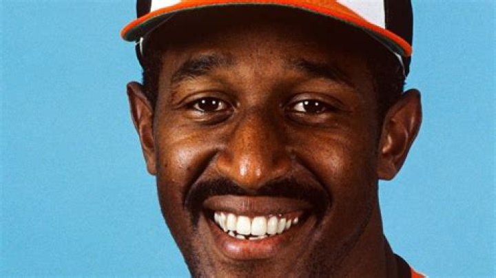 
Former Baseball Outfielder Dwight Smith Passed Away At 58, Tributes And Obituary Notice 