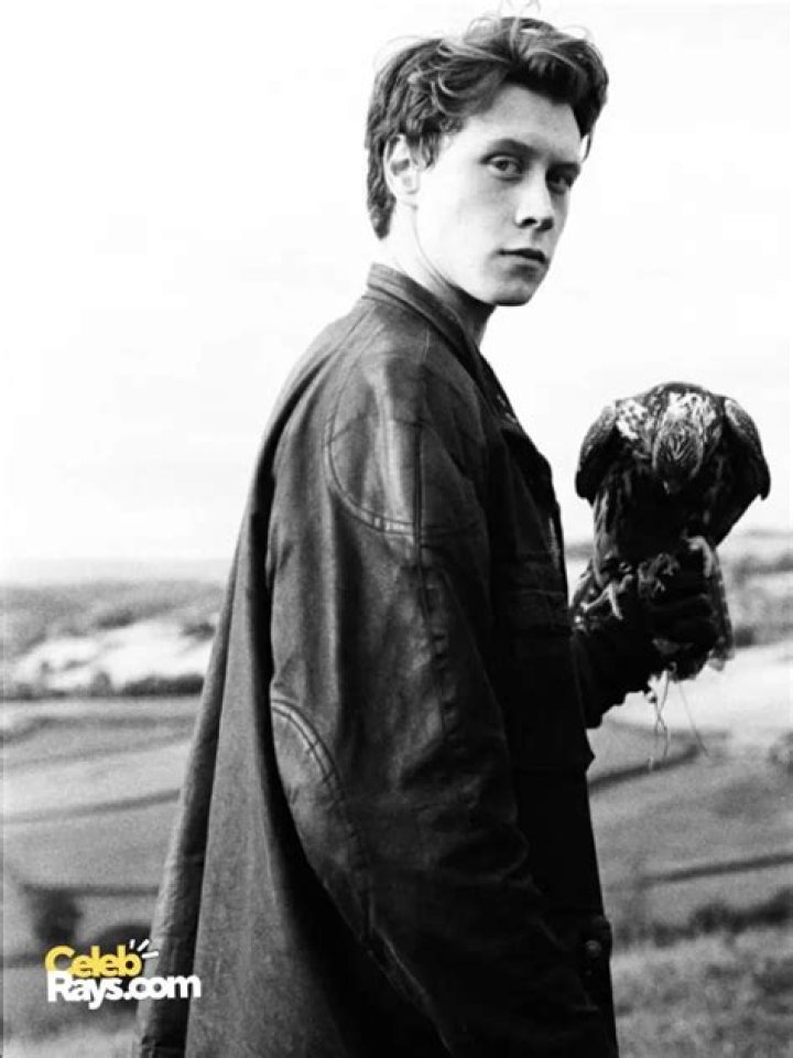 George MacKay Height, Weight, Net Worth, Age, Birthday, Wikipedia, Who, Nationality, Biography