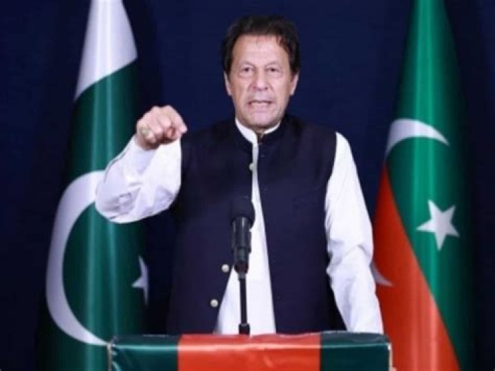 
Imran Khan to launch anti-govt long march within six days 