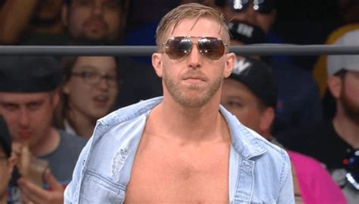 
Is Orange Cassidy Married to Wife? Or Dating a girlfriend? 