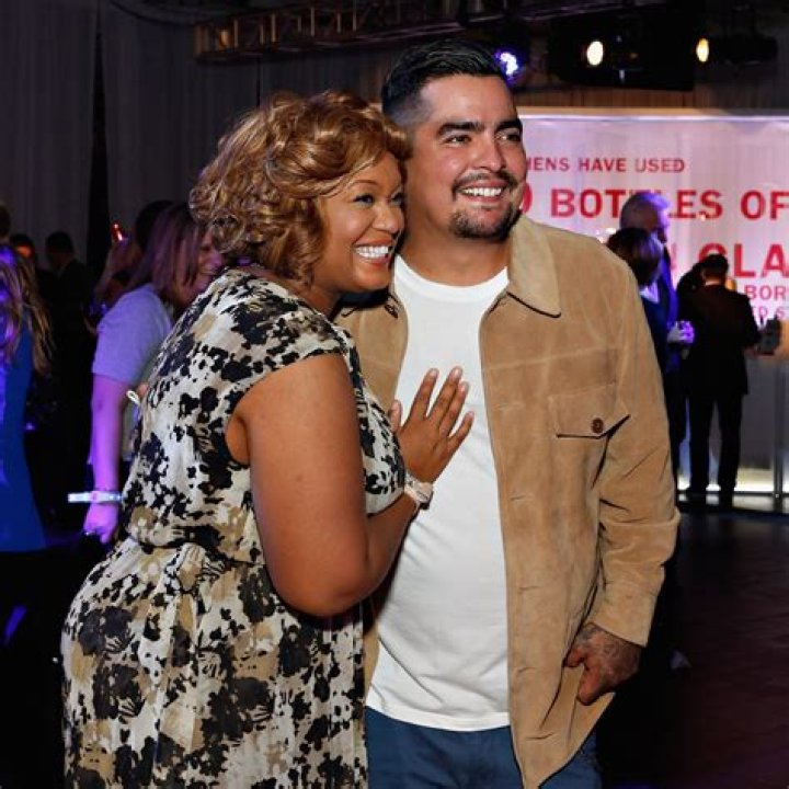 
Is Sunny Anderson Dating Someone? Here’s All You Need To Know About Her Personal Life And Net Worth! 