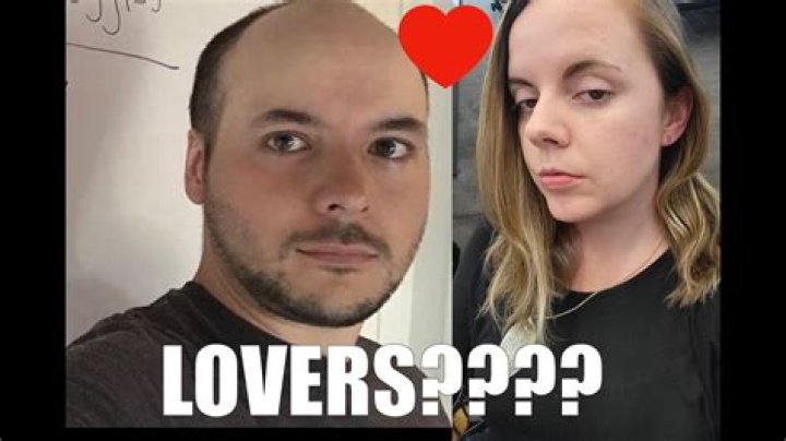 
Is Tim Pool Married to Wife? Or Dating a Girlfriend? 