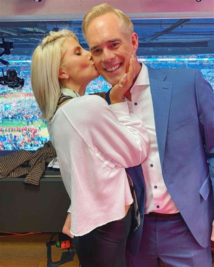 Joe Buck And His Wife Michelle Beisner-Buck Age Difference, All We Know About His Love Life