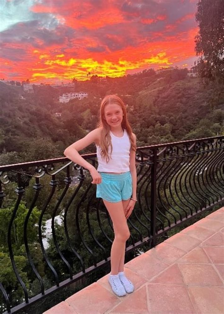 Juliet Donenfeld Height, Weight, Net Worth, Age, Wiki, Who, Instagram, Biography