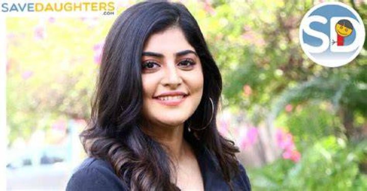 Manjima Mohan Height, Weight, Net Worth, Age, Birthday, Wikipedia, Who, Instagram, Biography