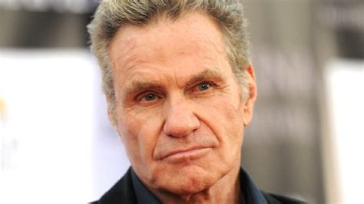 Martin Kove Height, Weight, Net Worth, Age, Birthday, Wikipedia, Who, Nationality, Biography