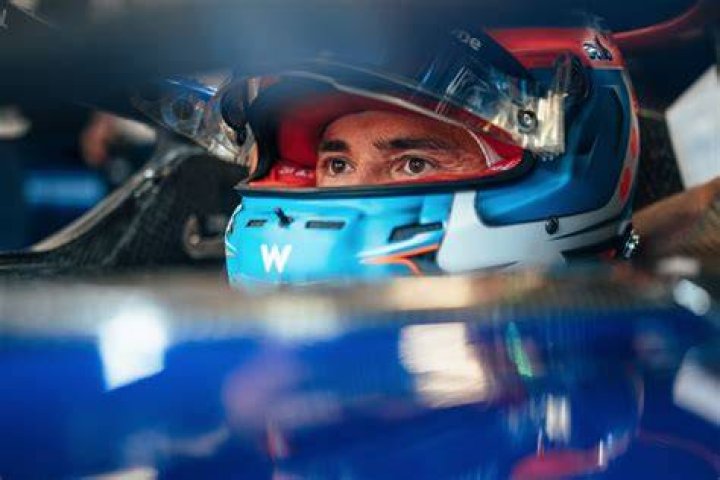 Nyck de Vries Net Worth [2022]: A Look Into The Career Earnings Of The F1 Racer!