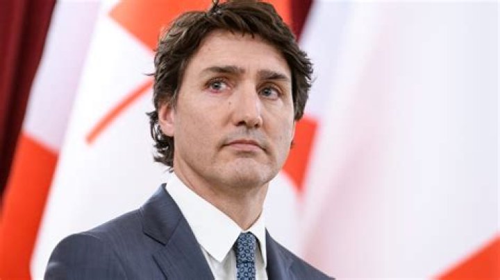 
Prime Minister Justin Trudeau New Haircut Takes All Attention- Jim Carrey Style Hair Explained 