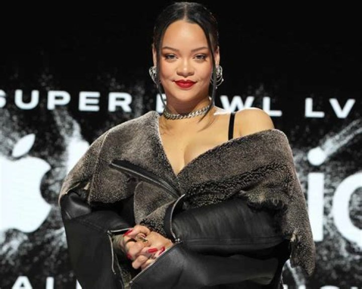 
Rihanna Teases Fans with Super Bowl LVII Halftime Show Trailer: ‘We’ve Waited for You’ 