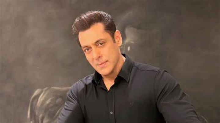 
Salman Khan sends best wishes to team ‘Chhellow Show 