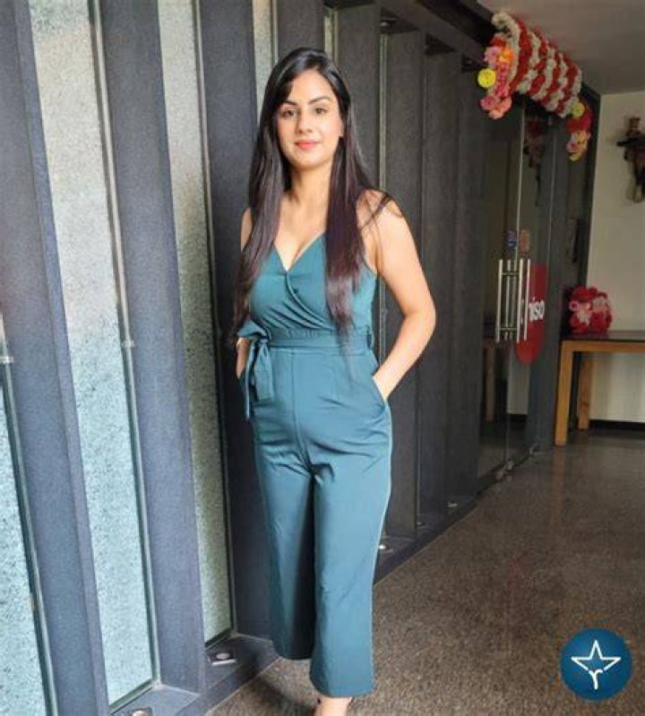 Shivika Pathak Height, Weight, Net Worth, Age, Birthday, Wikipedia, Who, Instagram, Biography