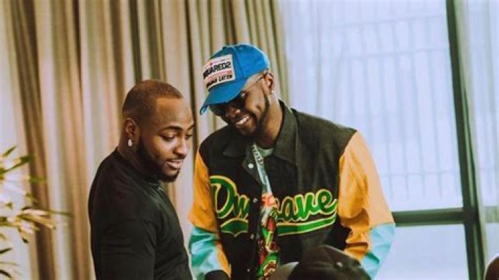 
Singer Davido Reacts As Kizz Daniel Arrived Cotonou A Day Before His Concert 
