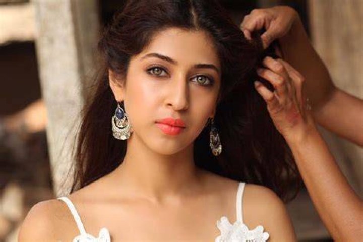 Sonarika Bhadoria Height, Weight, Net Worth, Age, Birthday, Wikipedia, Who, Instagram, Biography