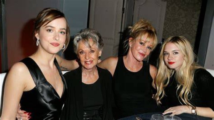 Tippi Hedren Height, Weight, Net Worth, Age, Birthday, Wikipedia, Who, Nationality, Biography