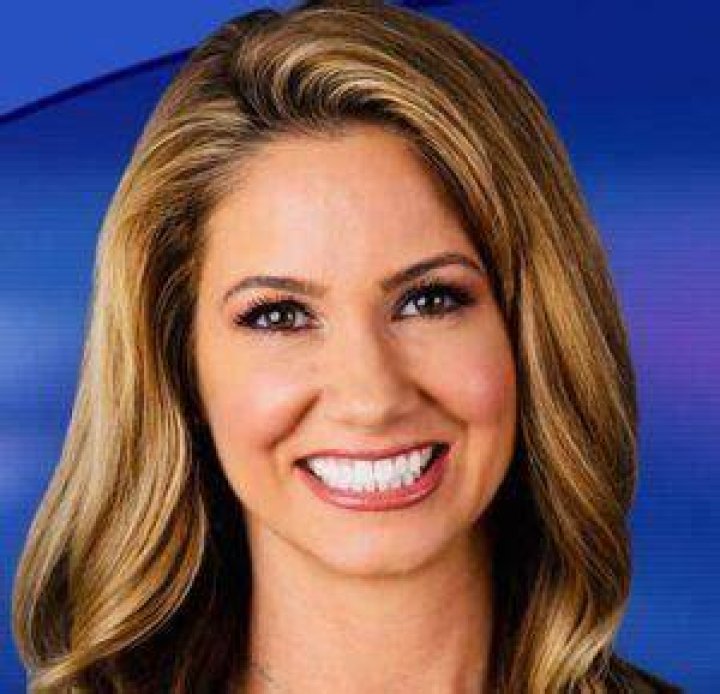 
Toni Valliere Height, Weight, Net Worth, Age, Birthday, Wikipedia, Who, Nationality, Biography 