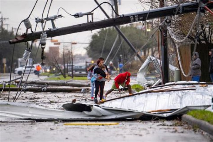 
Tornado causes damage east of Houston; no injuries reported 