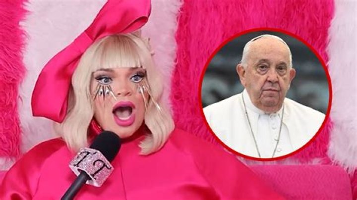 
Trisha Paytas Insists Her Unborn Baby Isn’t The Reincarnation Of The Queen 