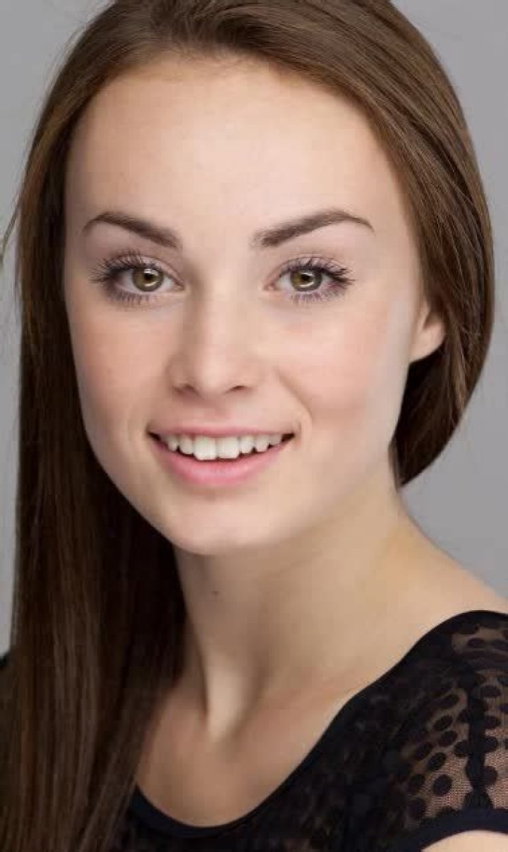 
urfavoritecanadian Height, Weight, Net Worth, Age, Birthday, Wikipedia, Who, Nationality, Biography 