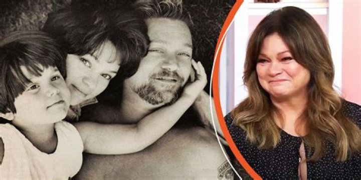 
Valerie Bertinelli’s Last Talk with Dying ‘Soulmate’ & Their Awaited Kid Helps Her after Cancer Took Him 