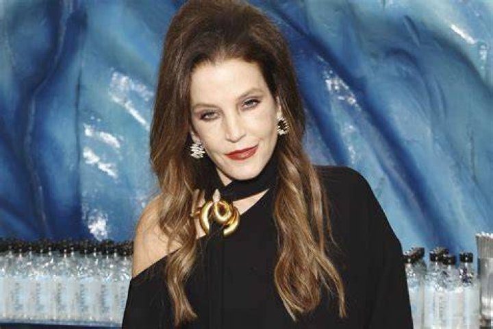 
Where Is Lisa Marie Presley Now? What Is She Doing In 2022 