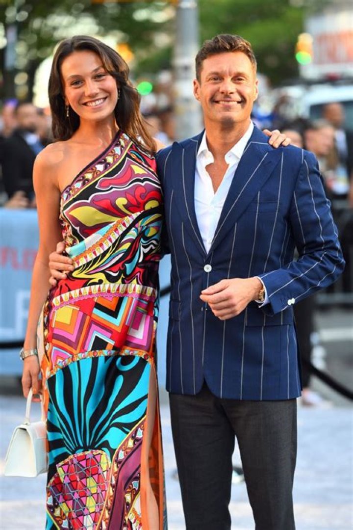 
Who Is Angel Acosta Wife Arely Muciño? Meet The Couple On Instagram 