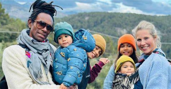
Who Is Bobbie Eakes Husband David Steen? Kids Family And Net Worth 