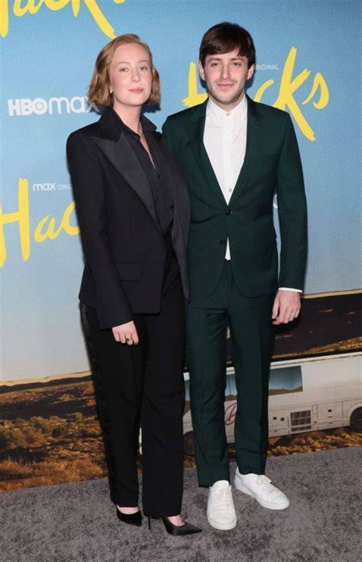 
Who Is Hannah Einbinder Partner? All We Know About The Dating Life Of Hacks Actress 