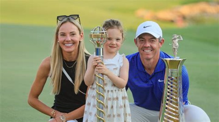 
Who Is Rory MacDonald Wife Olivia? Meet Children Maia & Rocky – Family Details 