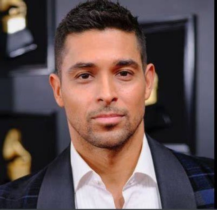 
Wilmer Valderrama Height, Weight, Net Worth, Age, Birthday, Wikipedia, Who, Nationality, Biography 